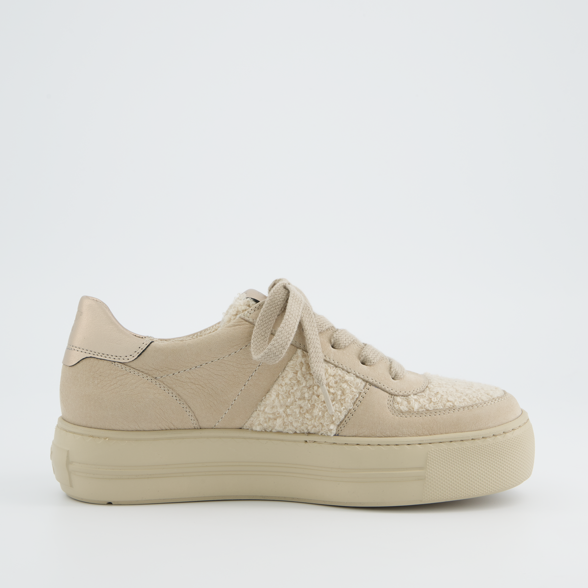 Super Soft Sneaker – Beige Bouclé & Suede