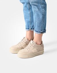 Super Soft Sneaker – Beige Bouclé & Suede