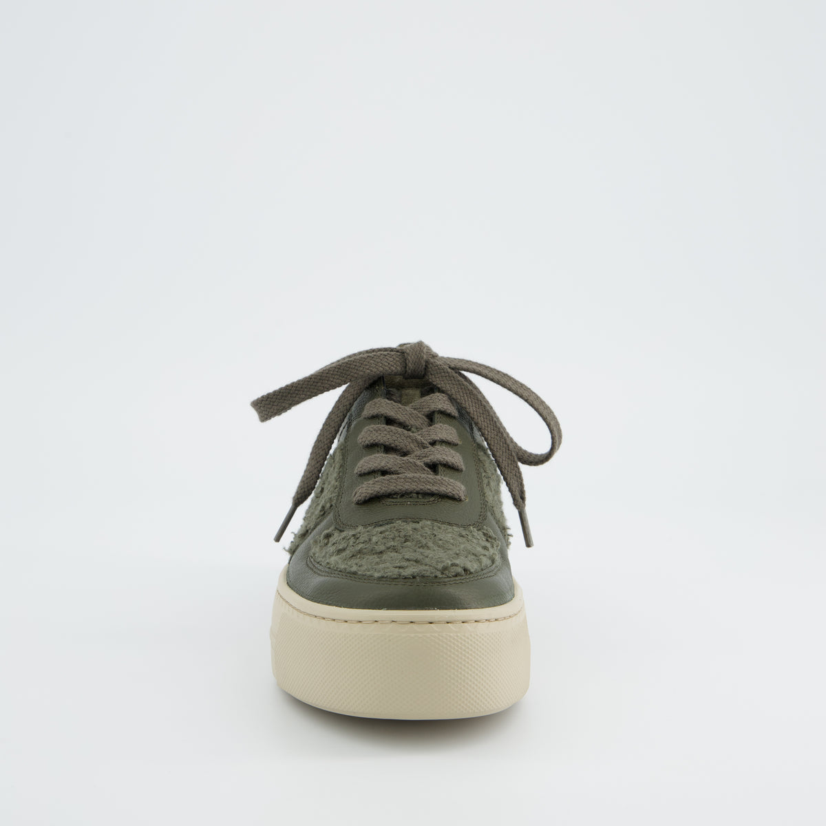 Super Soft Sneaker –