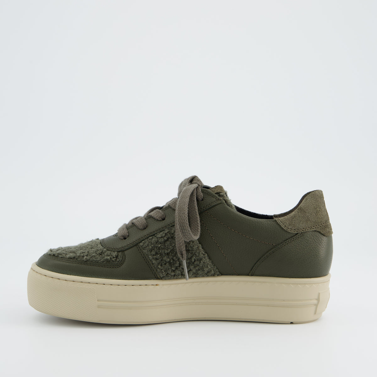 Super Soft Sneaker –