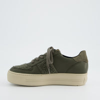 Super Soft Sneaker –