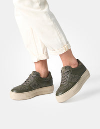 Super Soft Sneaker –