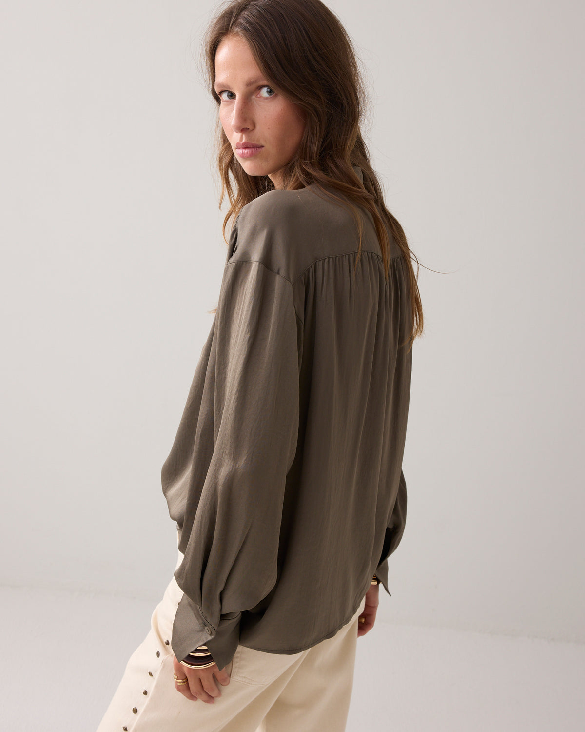 Shiny Top with Bow Fastening