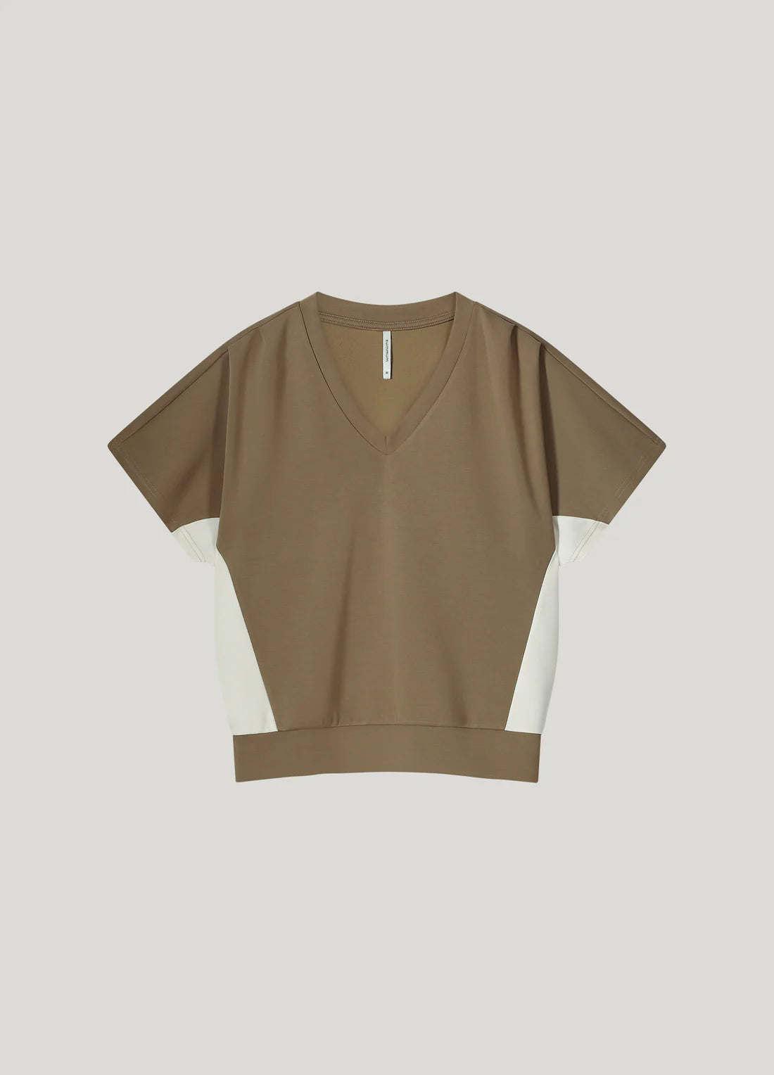 Scuba top with V-neck