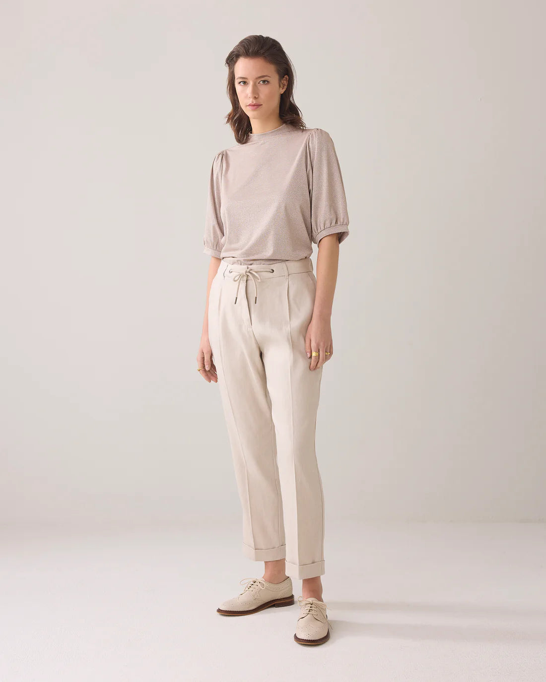 Trousers in Linen-Blend with Turn-ups