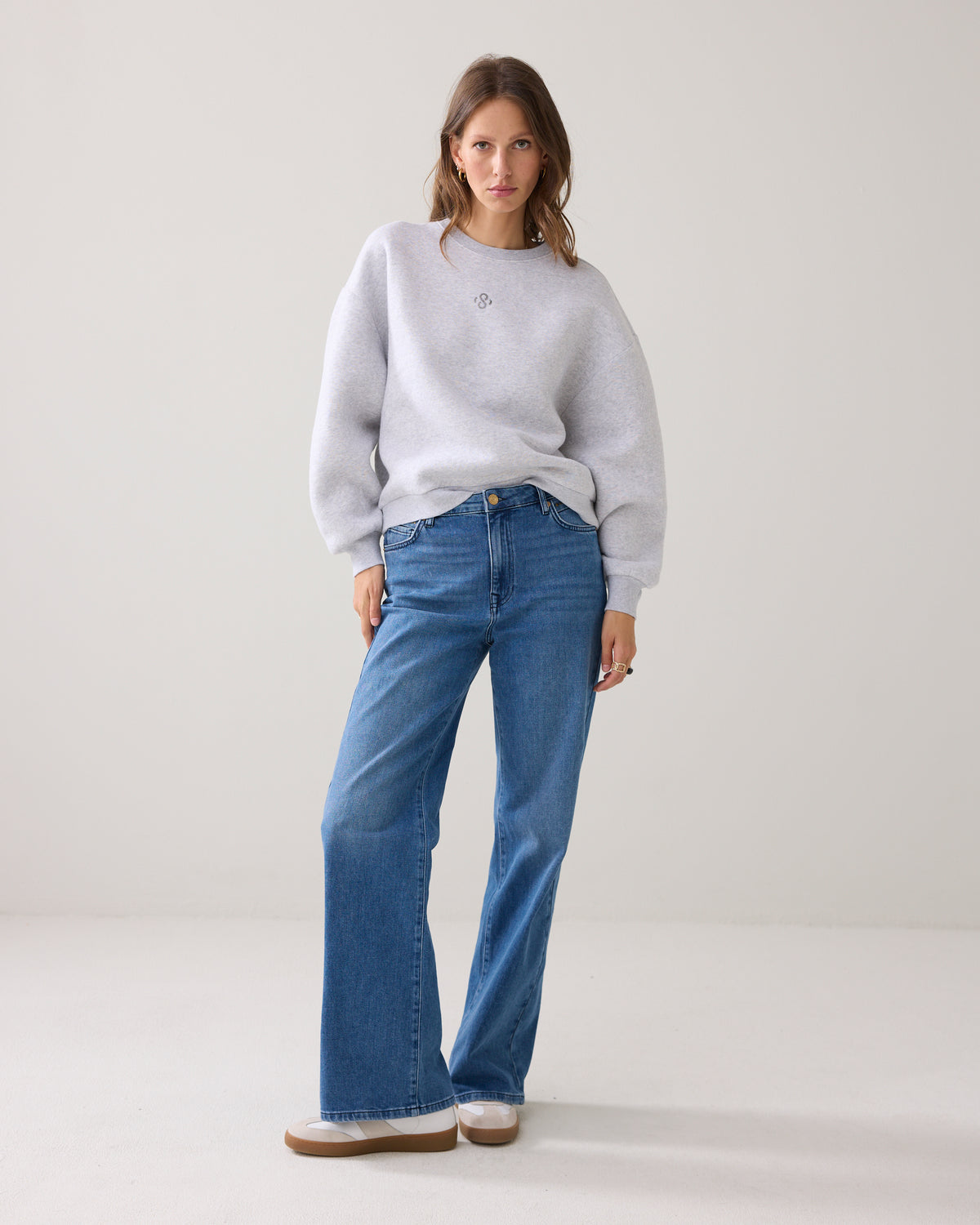 Stonewash wide-leg denim