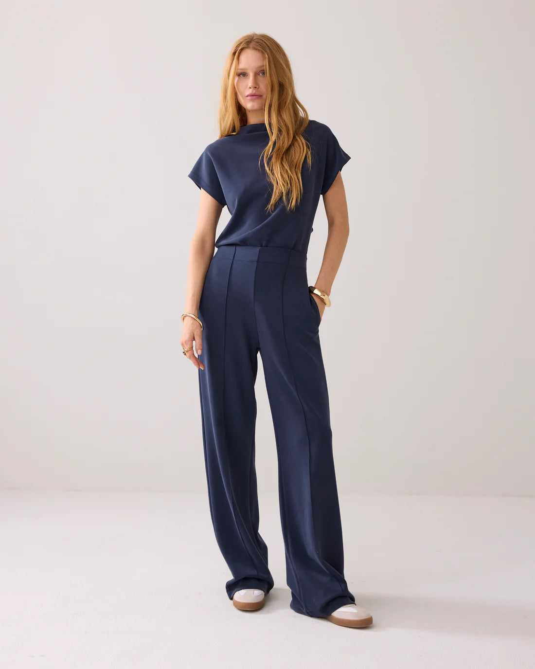 Scuba Trousers with Pintuck