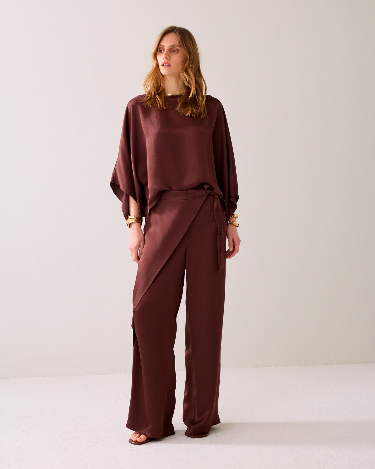 Wide-leg Trousers with Crossover
