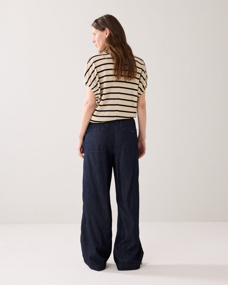 Trousers in Rinse Wash