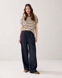 Trousers in Rinse Wash