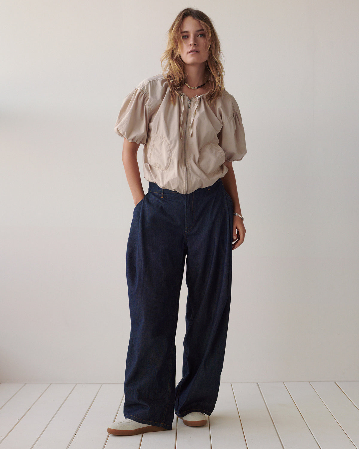 Balloon Shape Leg Jeans Light Weight Cotton