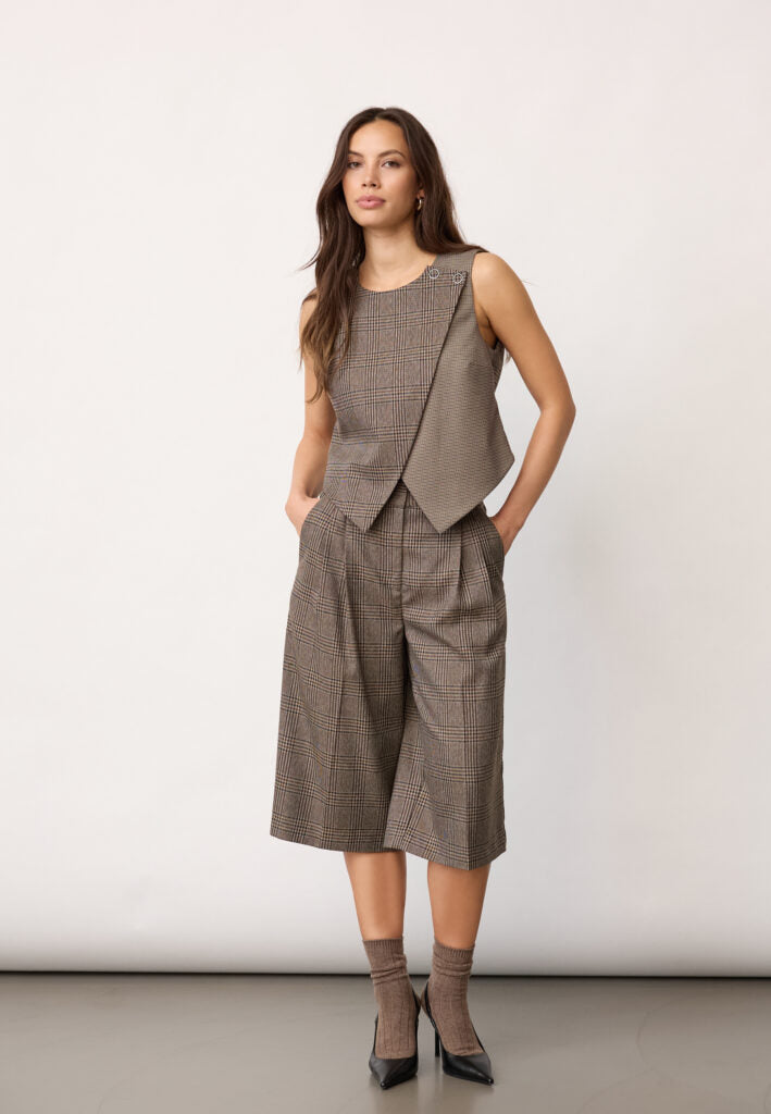 Co'Couture VeyaCC Check Wrap Vest