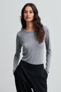 Matima O-Neck Tee -