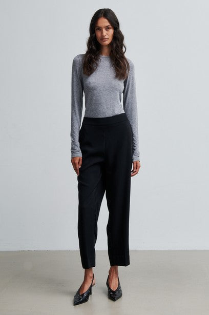 Matima O-Neck Tee -