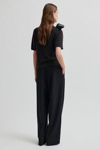 Leara Knit O-Neck