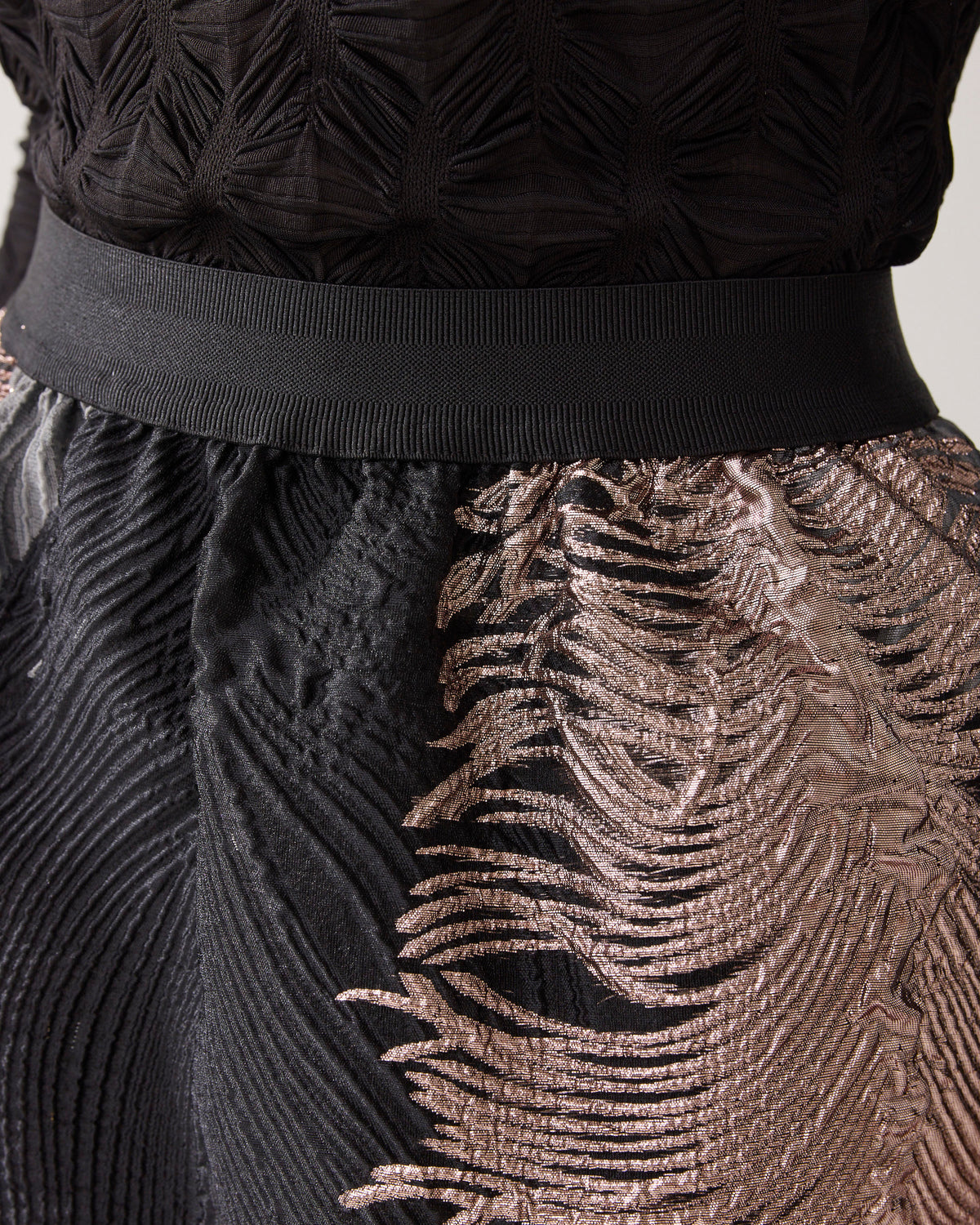 Skirt leaves jacquard