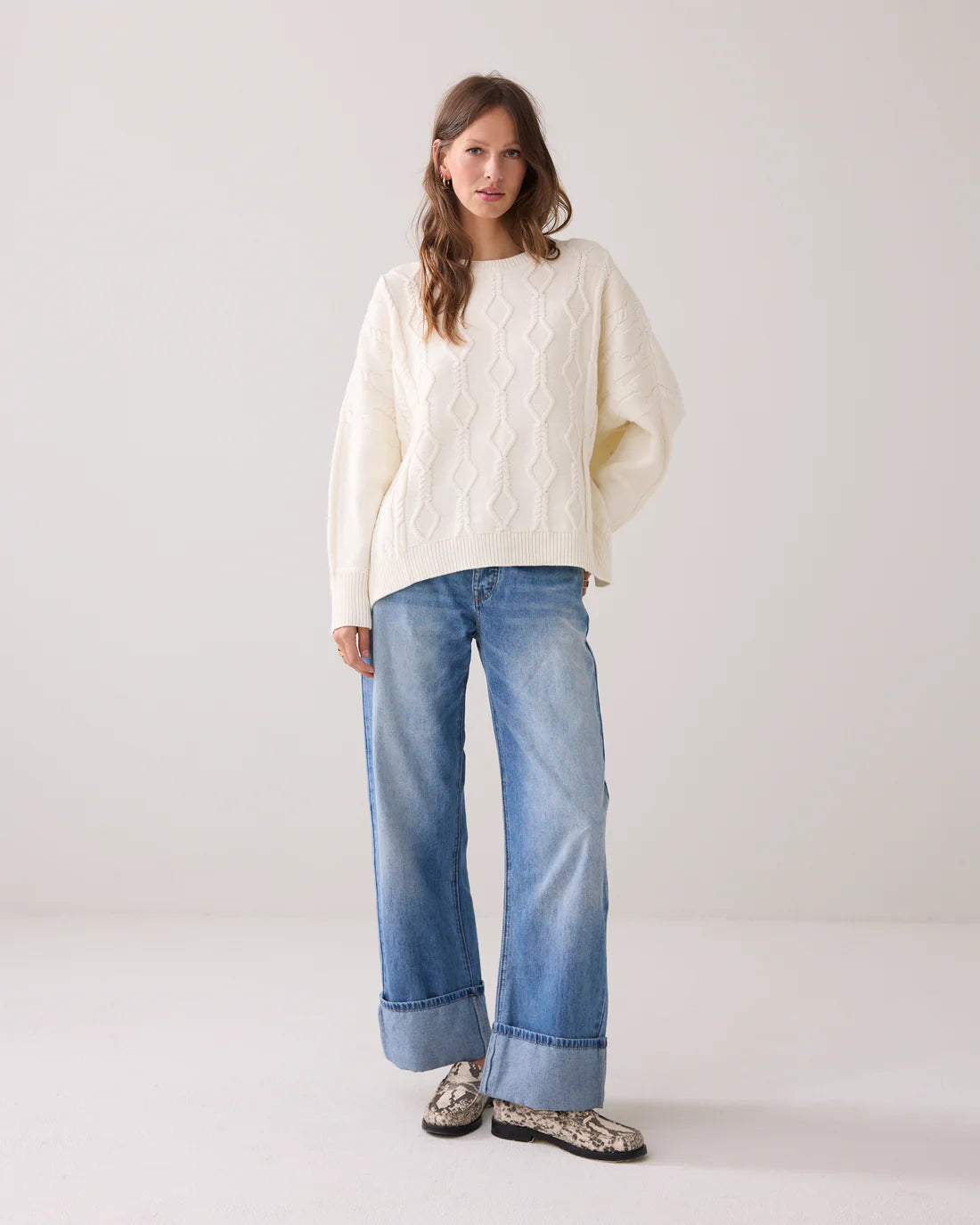 Boxy Cable Jumper