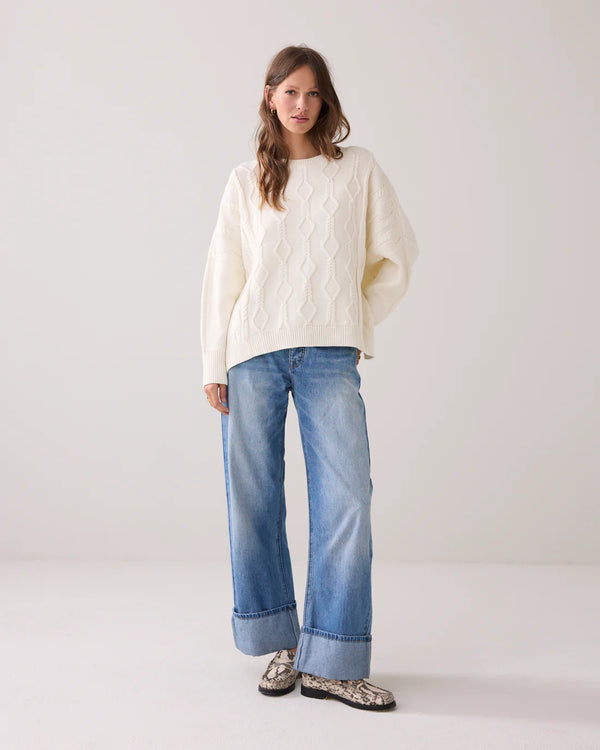 Boxy Cable Jumper