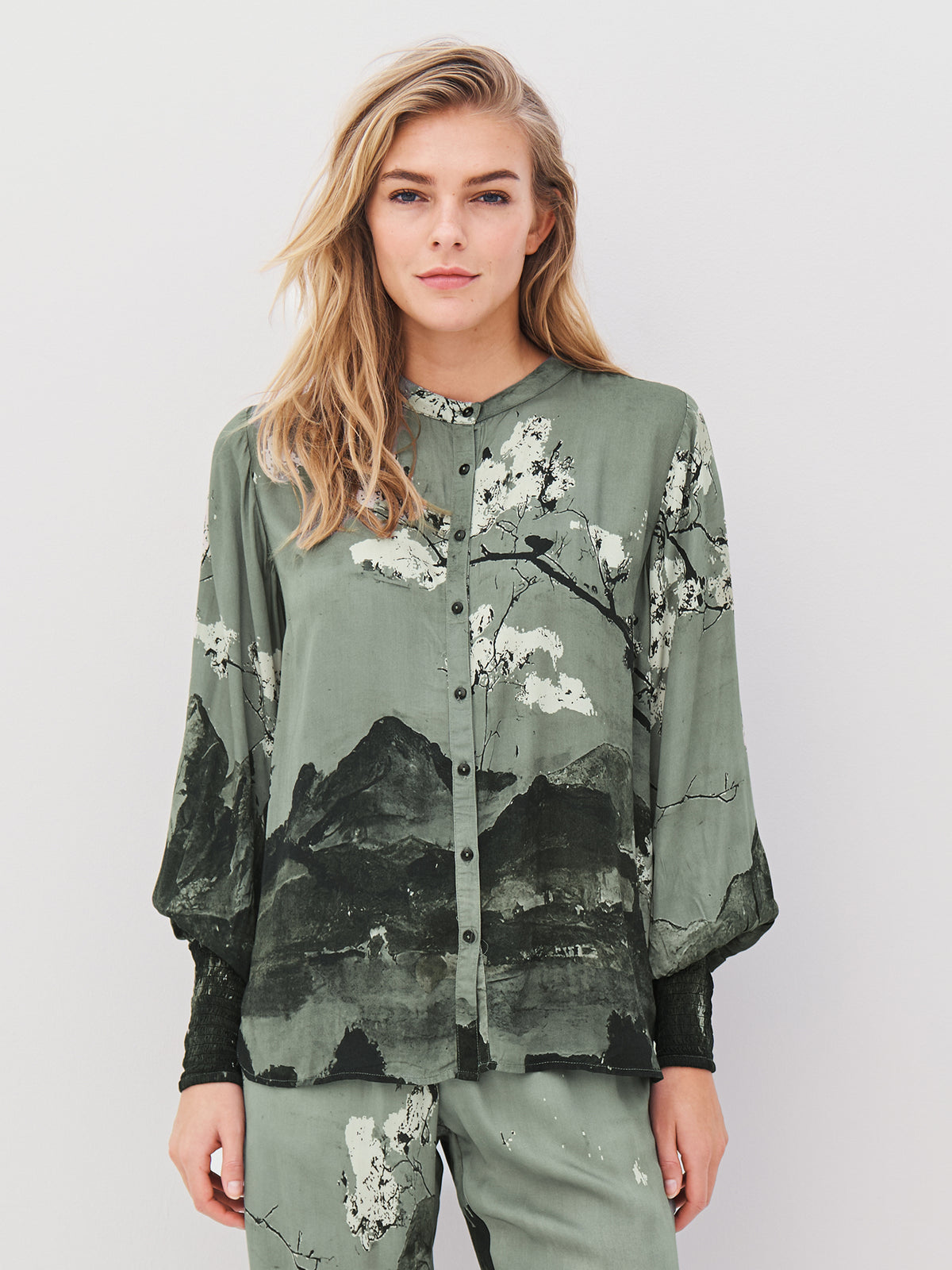 Alli Shirt