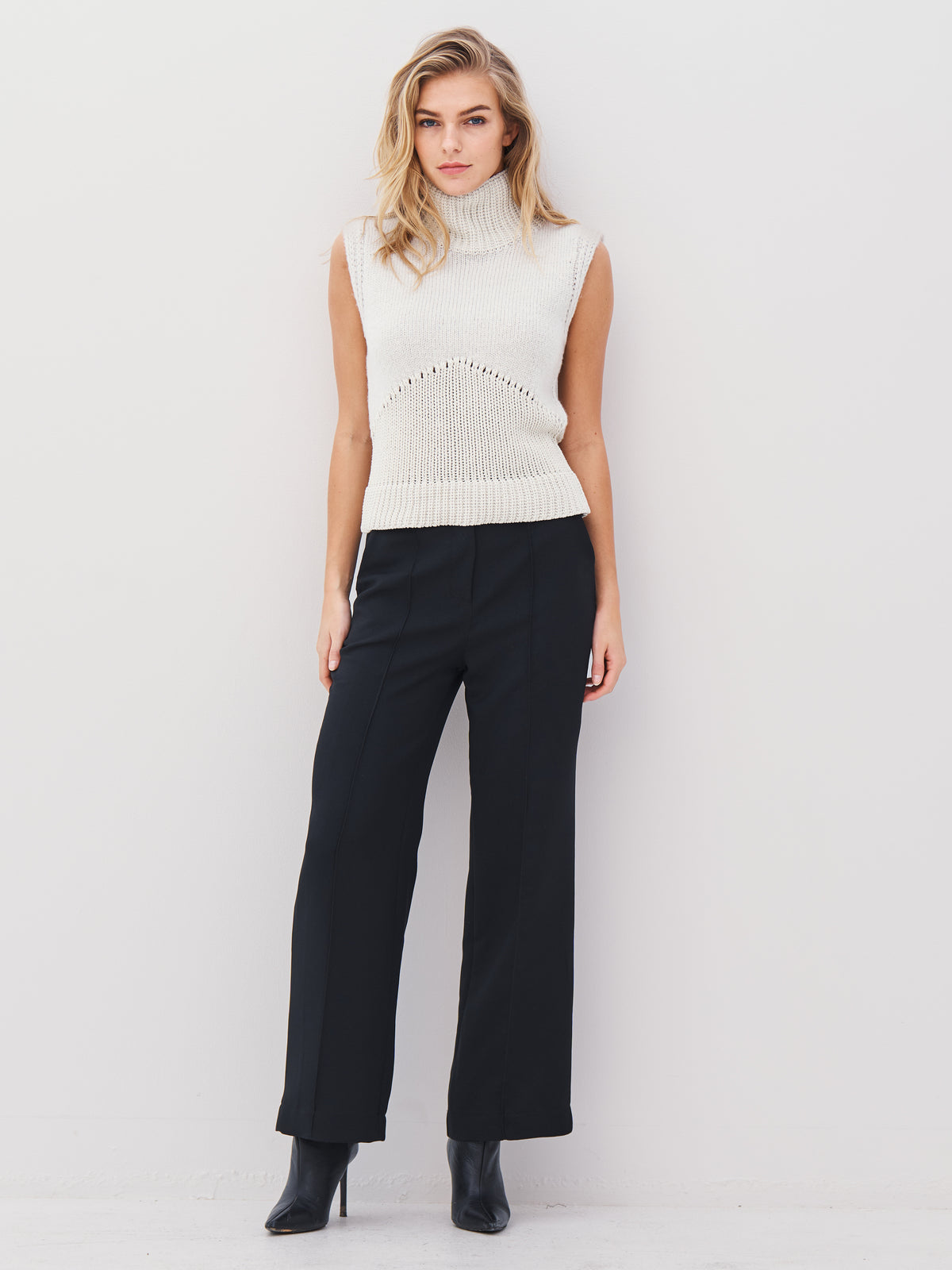 Alexa Knit