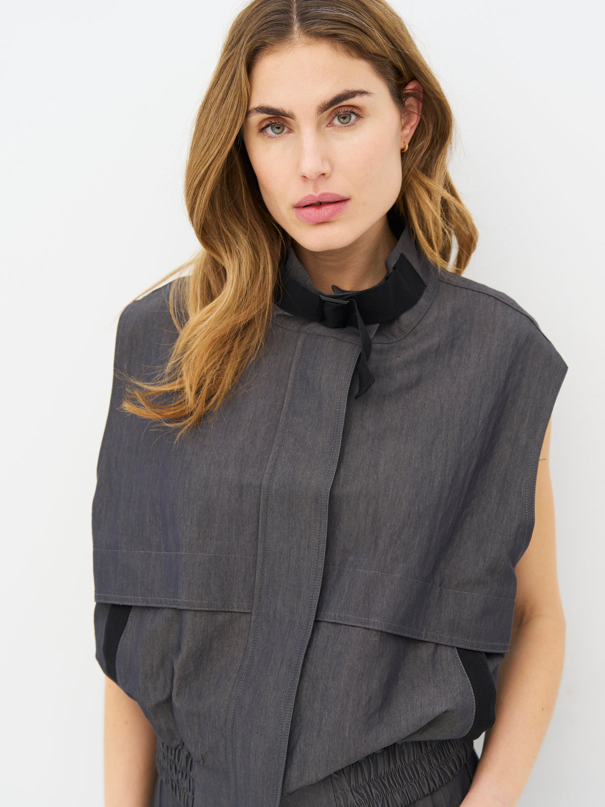 Eliana Vest