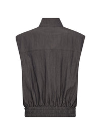 Eliana Vest