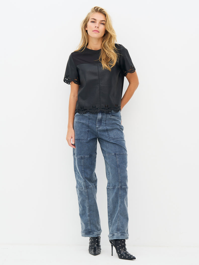 NÜ Emberly Tee