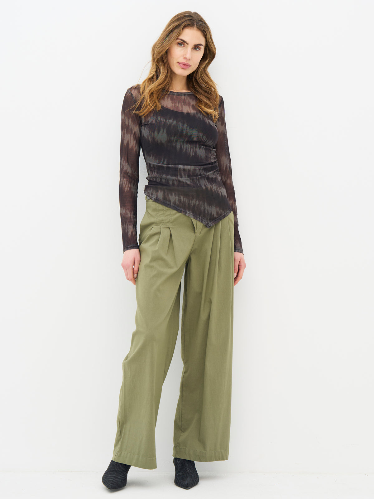 NÜ Denmark Army Mix Mesh Top