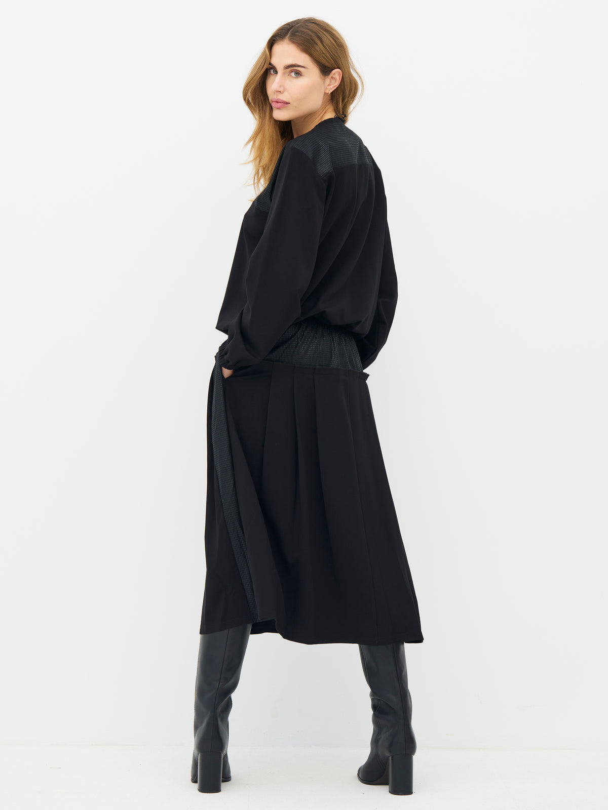 NÜ Denmark Black Textured Midi Skirt