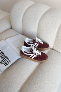 Liva Bordeaux & White Retro Sneakers