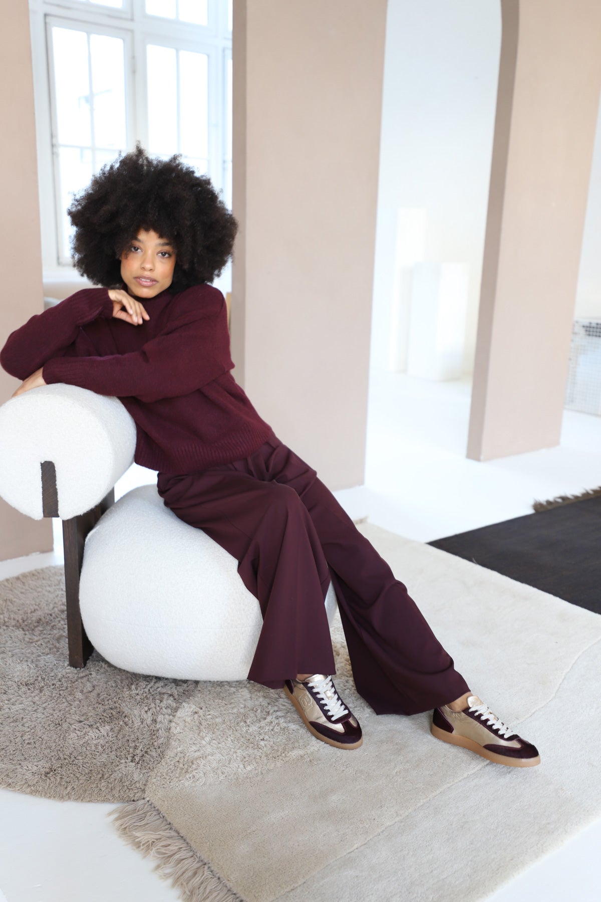 Nara Bordeaux & Gold