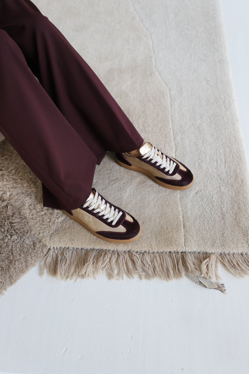 Nara Bordeaux & Gold