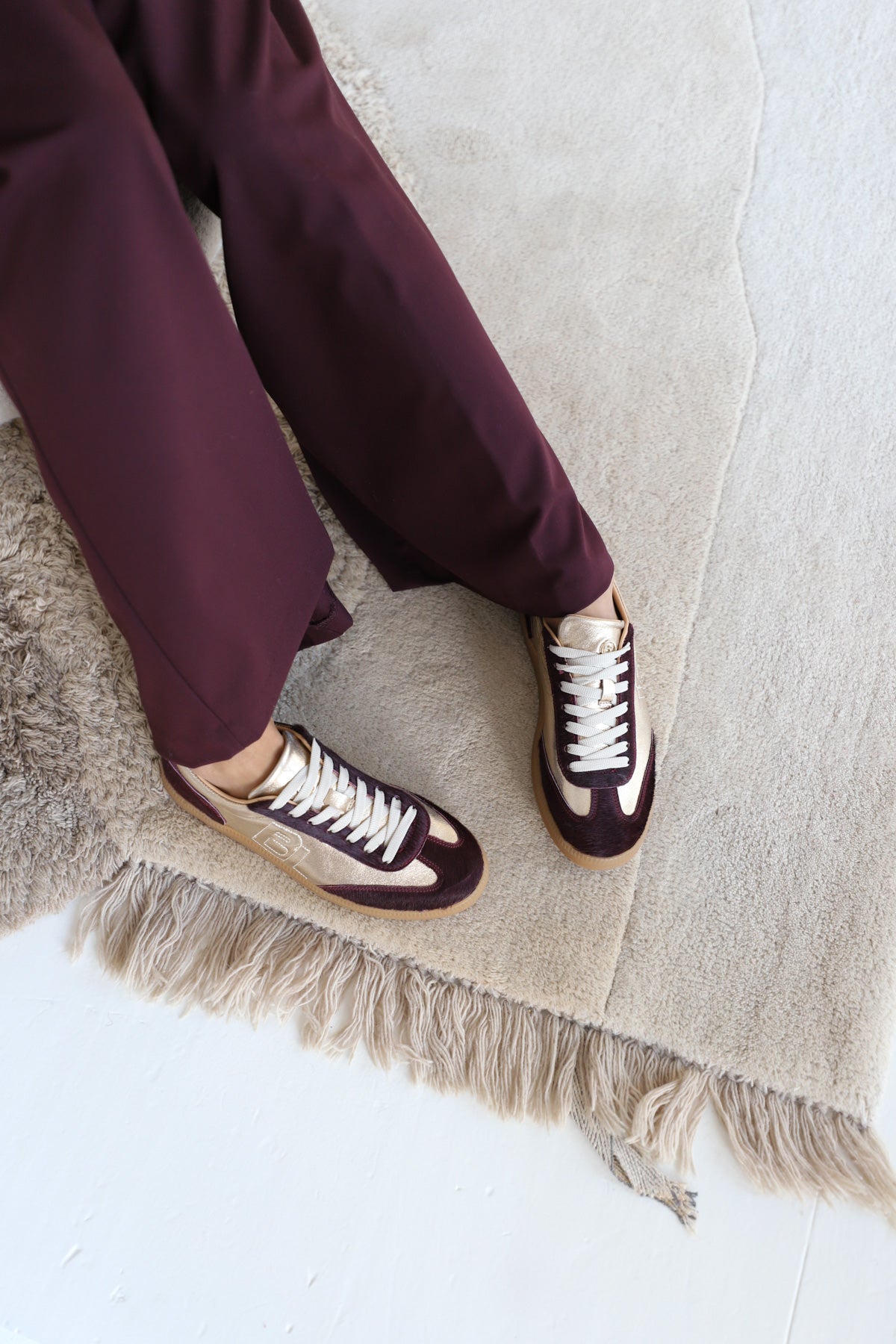 Nara Bordeaux & Gold