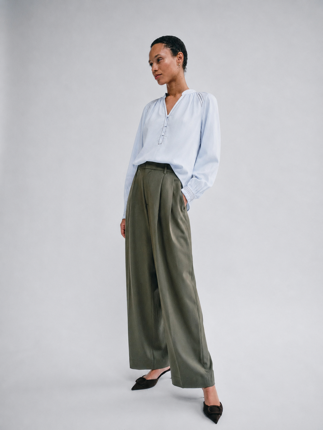 Tazzin Twill Blouse