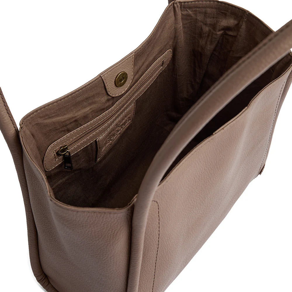 Minimalist Leather Carryall Bag