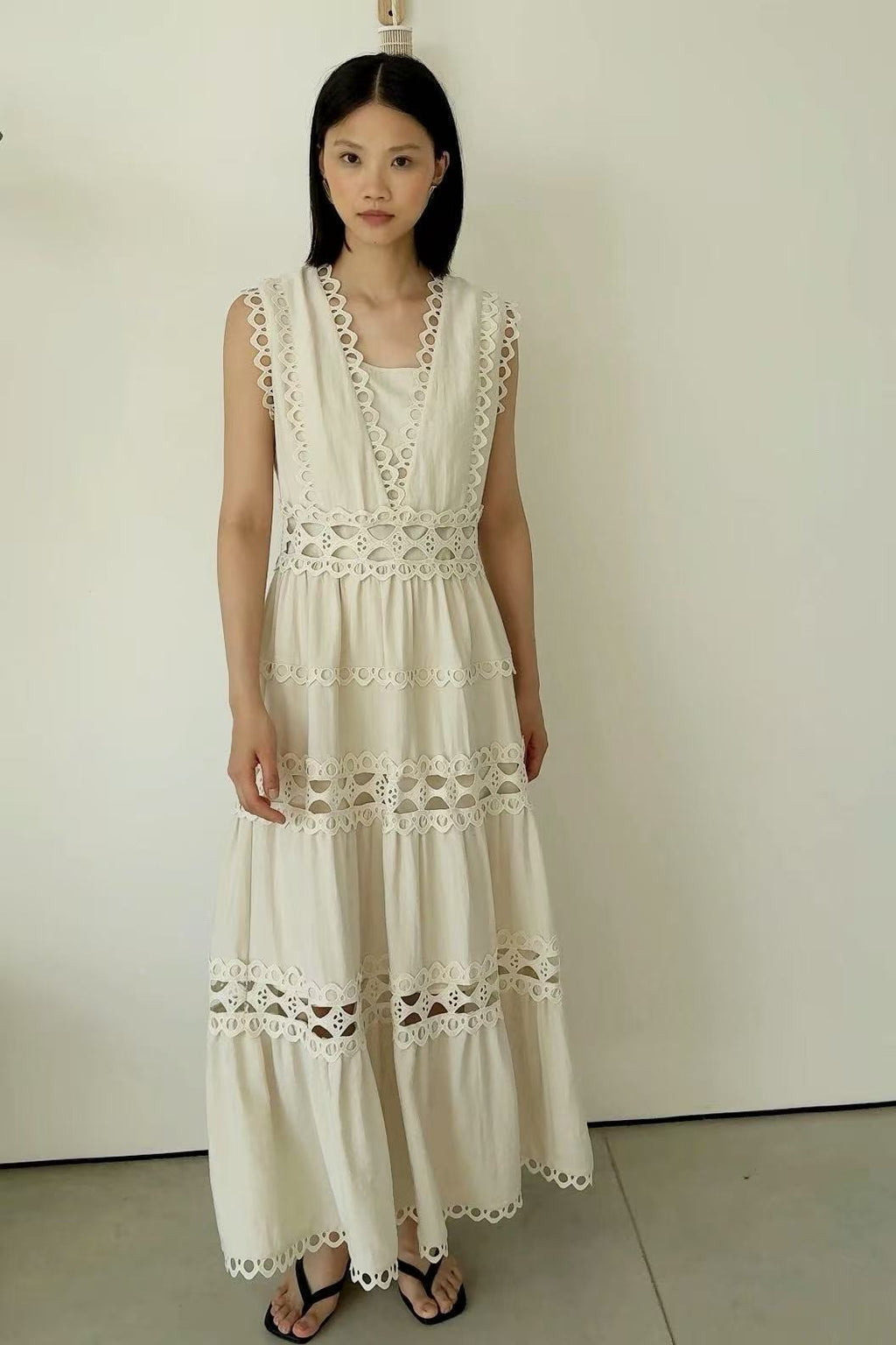 Evika Lace Midi