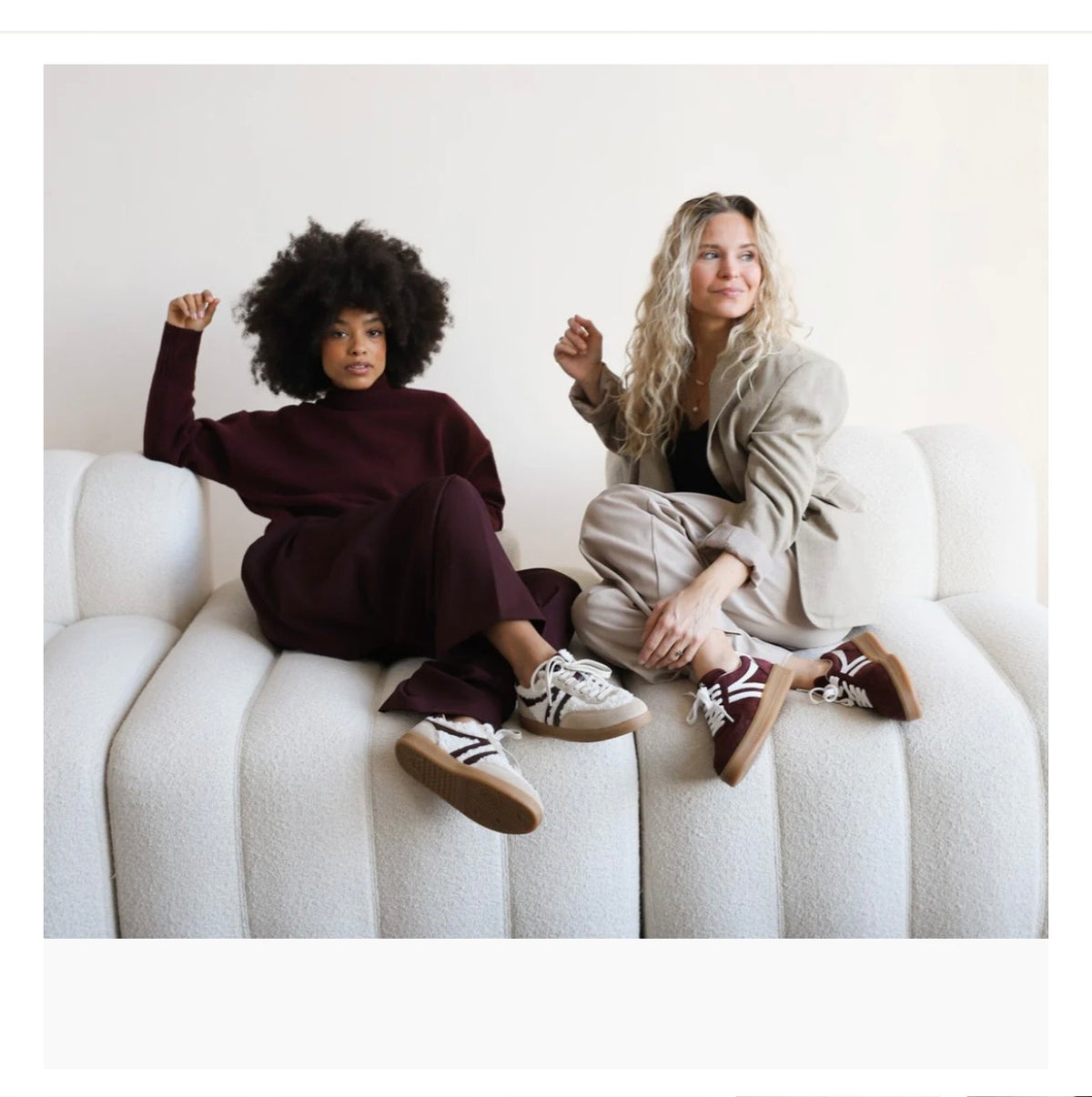 Liva | Dark Brown/Gold Sneaker