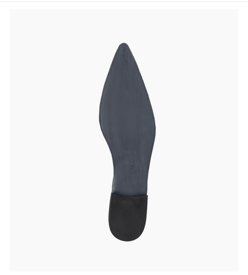 Veda | Black