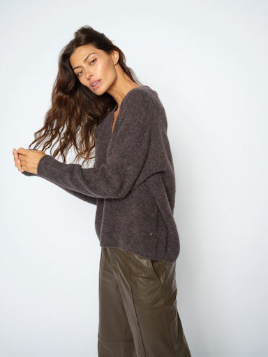 MMThora V-Neck Knit