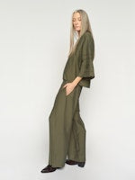 MMZoke Nila Pant
