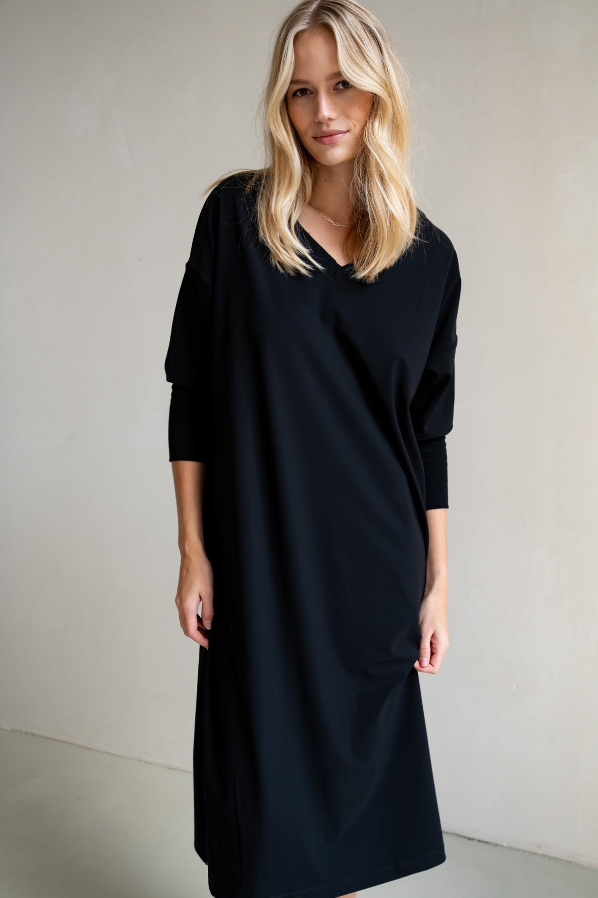 Relaxed Midi Dress