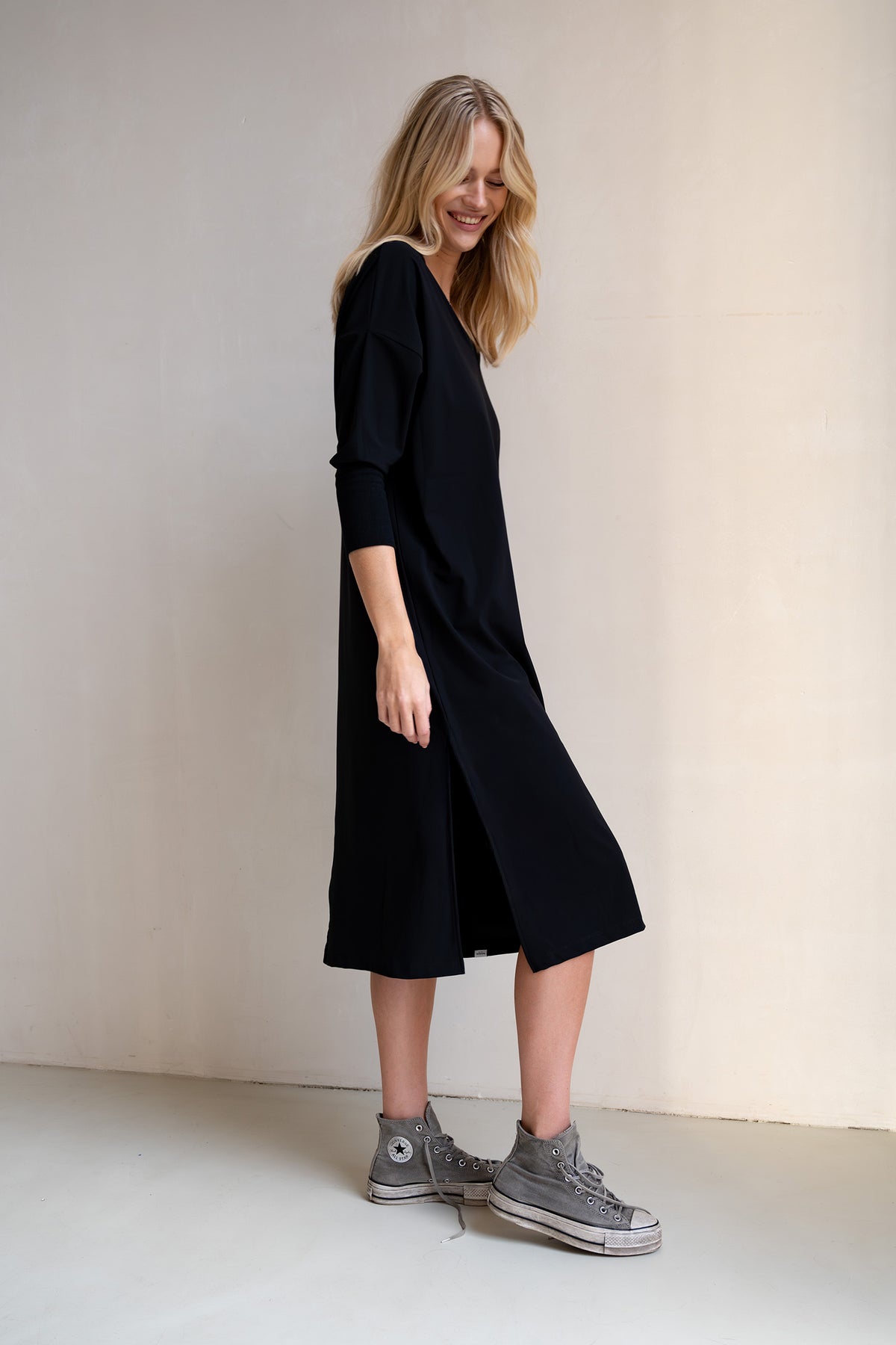 Relaxed Midi Dress