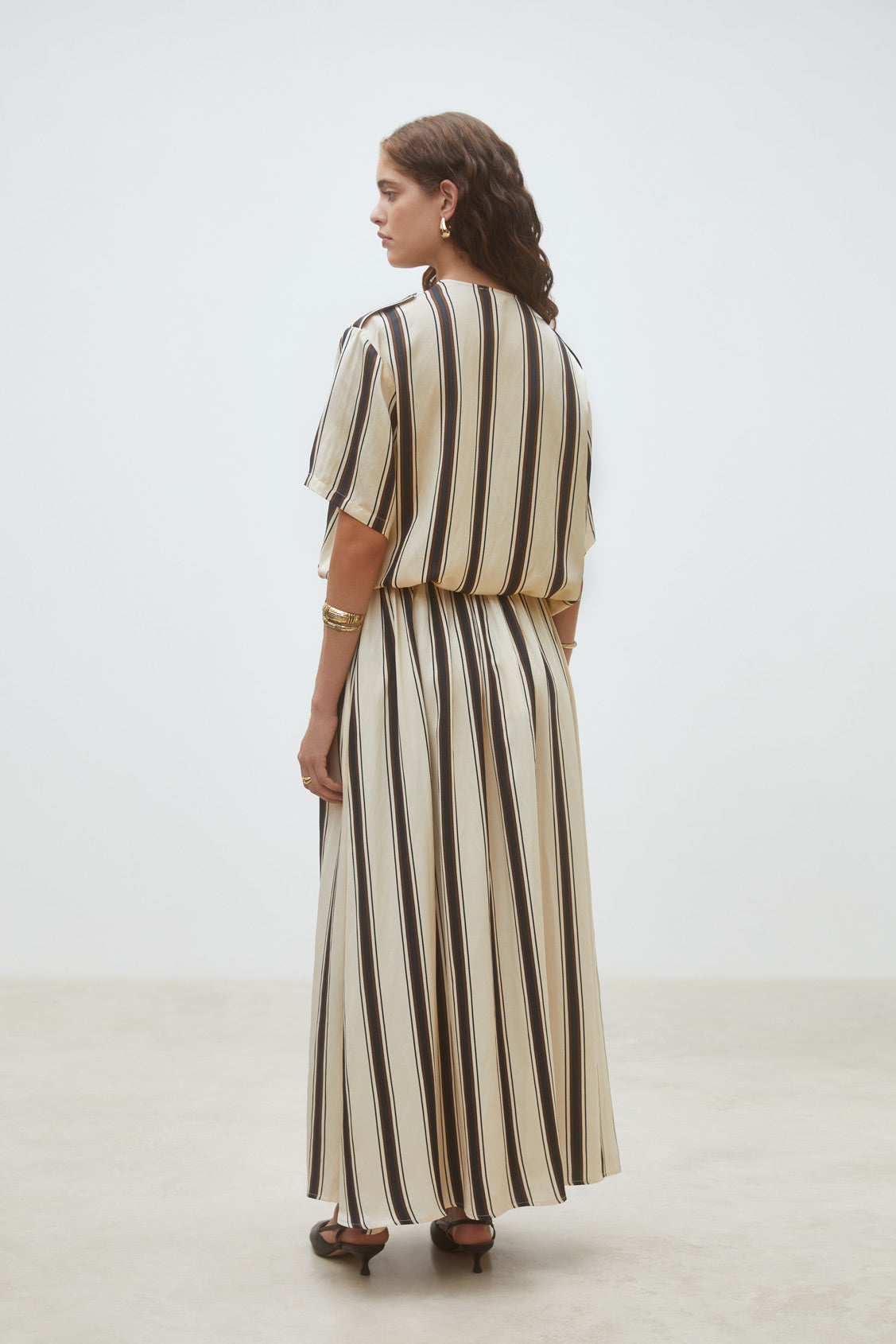 Cream & Mocha Stripe Button-Front Blouse