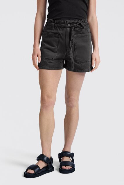 High-waist Shorts