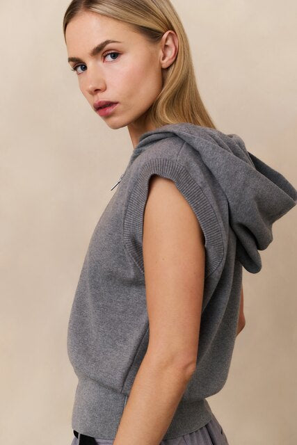 Sleeveless Knit Hoodie