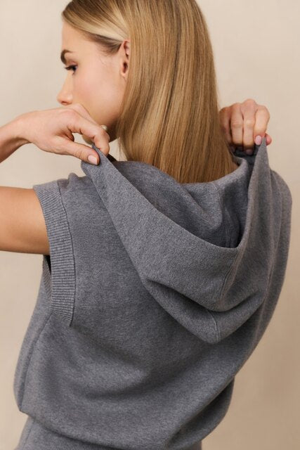 Sleeveless Knit Hoodie