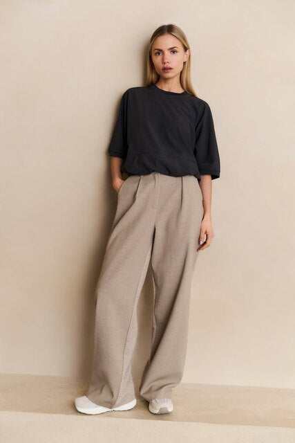 Short Sleeve Top with Balloon Hem