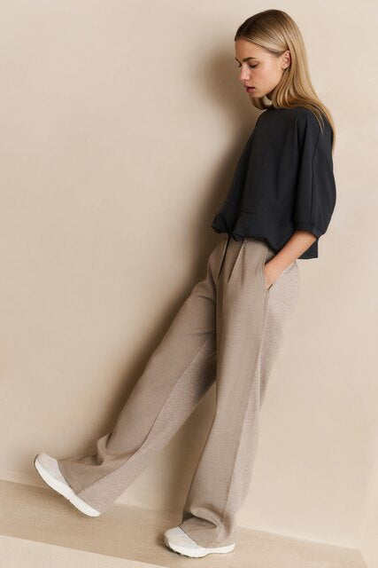Short Sleeve Top with Balloon Hem