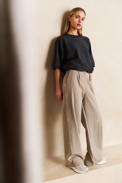 Short Sleeve Top with Balloon Hem