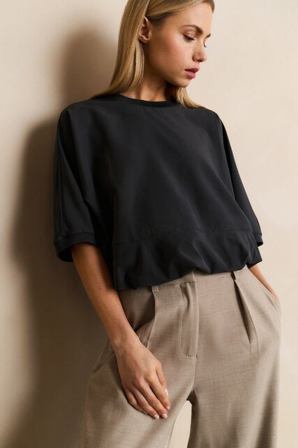 Short Sleeve Top with Balloon Hem